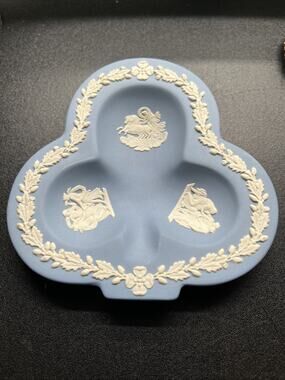 Vintage Wedgwood Blue Jasperware Clover Trinket Dish Made in England